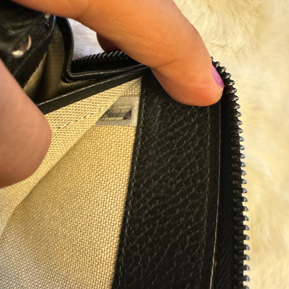 JIMMY CHOO Black Leather Zipper Wallet With Studs. 100% Authentic. - Picture 11 of 15
